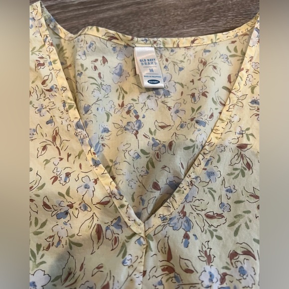 Old Navy Floral Tank Top Tie Back Blouse - Picture 2 of 3